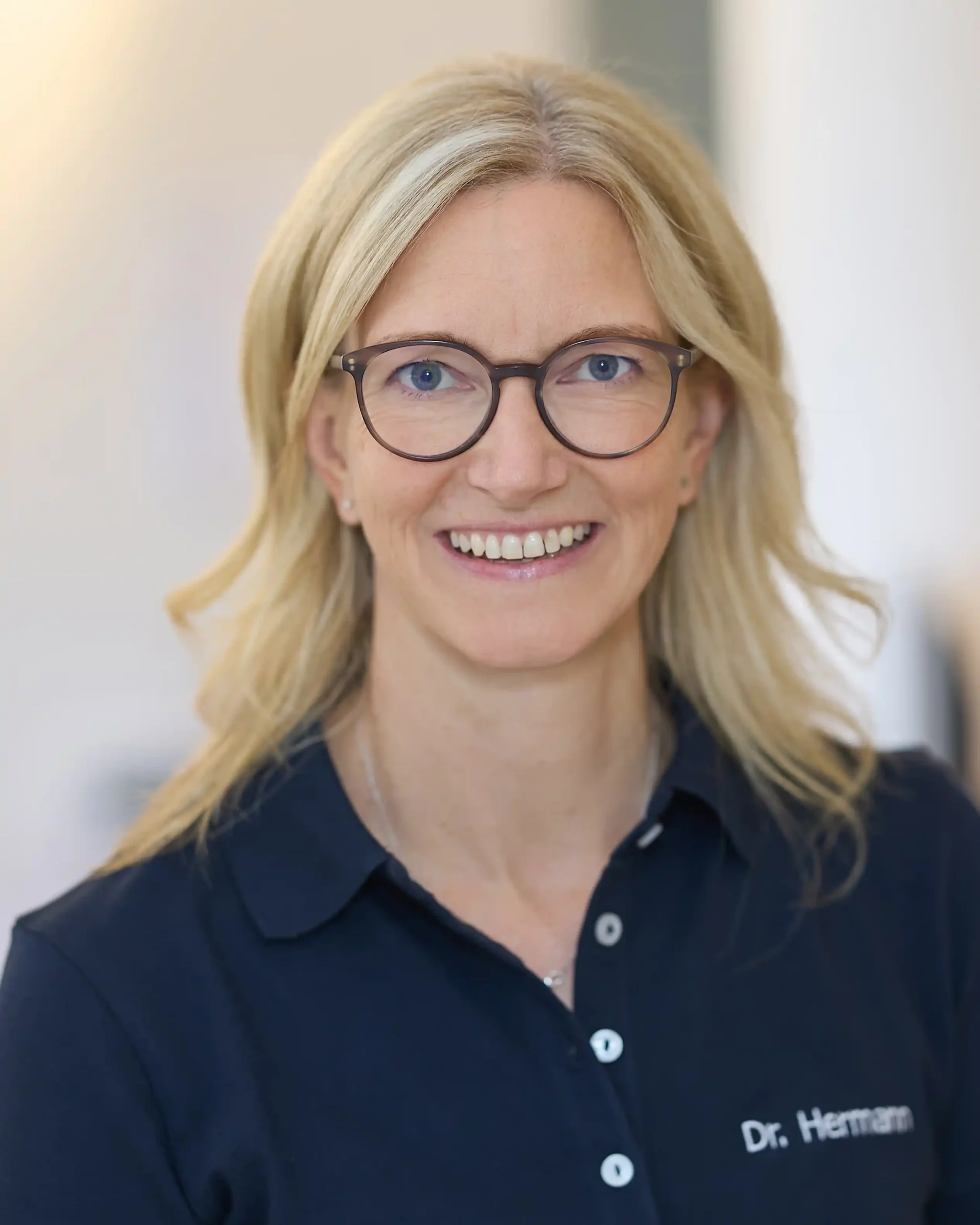 Dr. med Jasmin Hermann